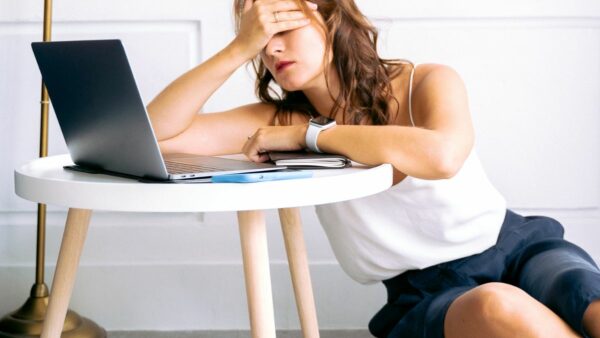 Here's Why You Feel Exhausted At Work And How To Get Over It 2 Why You Feel Exhausted At Work