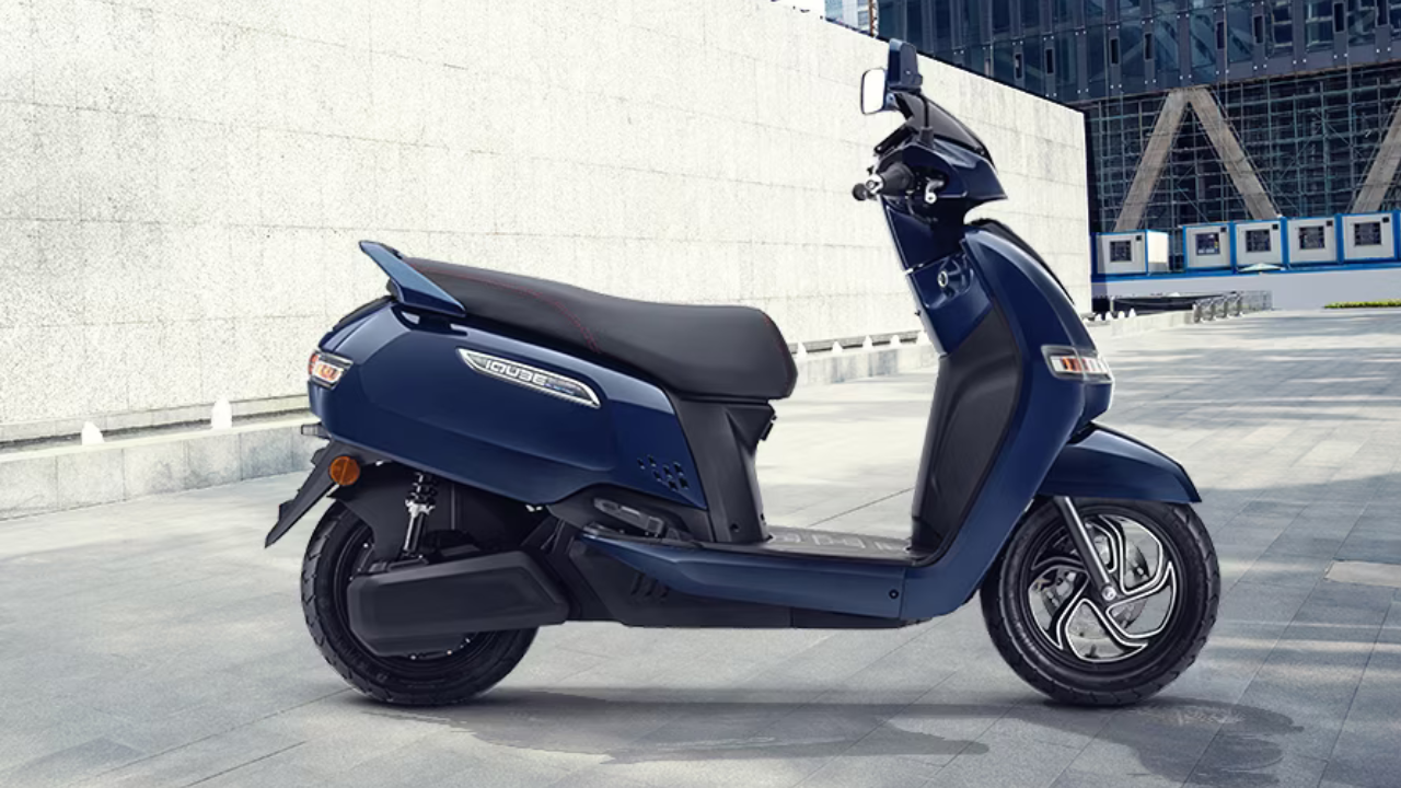 Top 10 Electric Scooters for Eco-Friendly Commuting 13 TVS I Qube ST