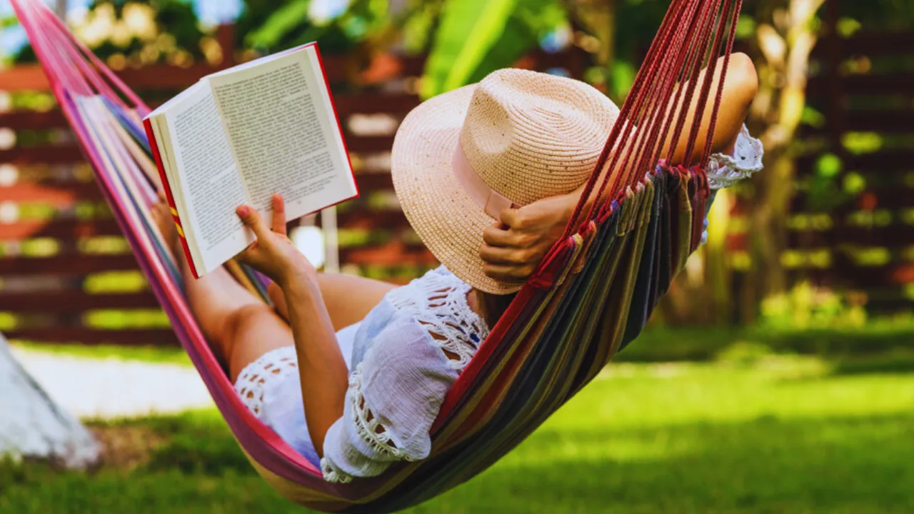 6 Home Remedies for Accident Pain 6 Rest and Elevation: Essential for Healing